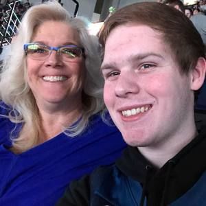 Meet your Posher, Jean